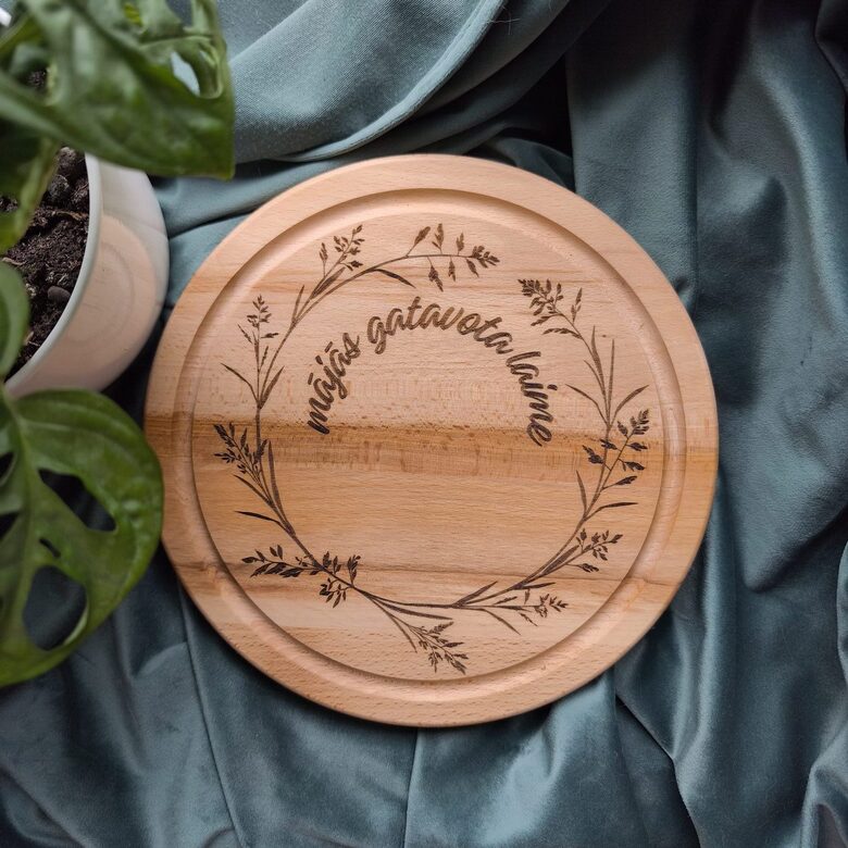 Round small kitchen board Mājas gatavota laime