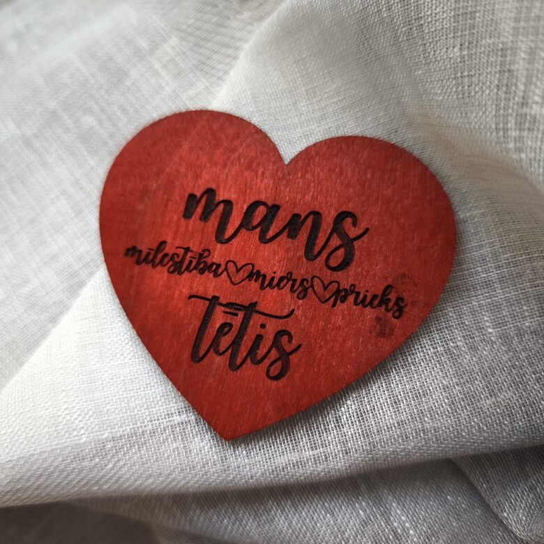 Sarkans koka magnēts - Labakais tētis