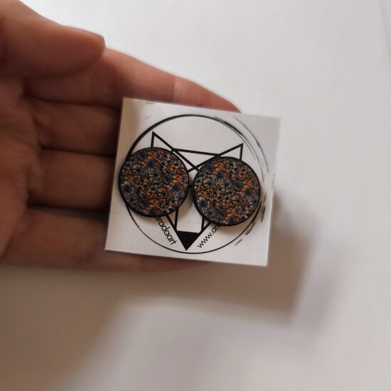 stud earrings Black, white flowers orange background #autumn