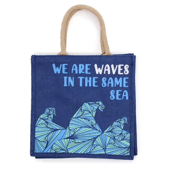 Apdrukāta džutas iepirkumu soma — We are Waves