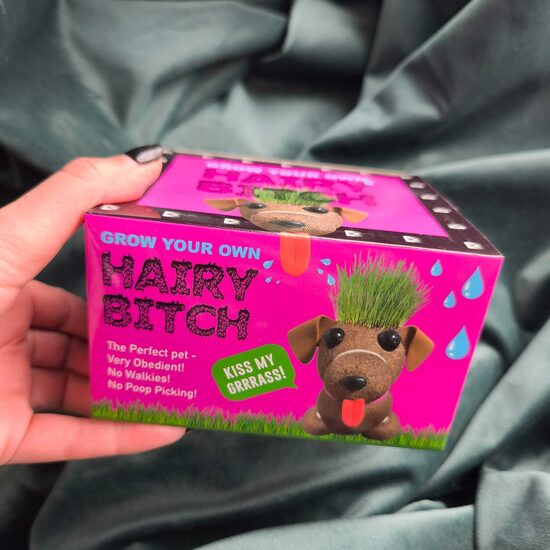 Izaudzē savu Hairy Bitch ;)