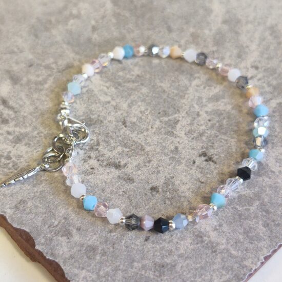 Kristālu pērlīšu aproce 20.5cm-22cm