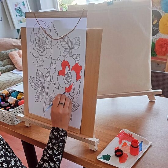 Nodarbība plakāta izkrāsošana 