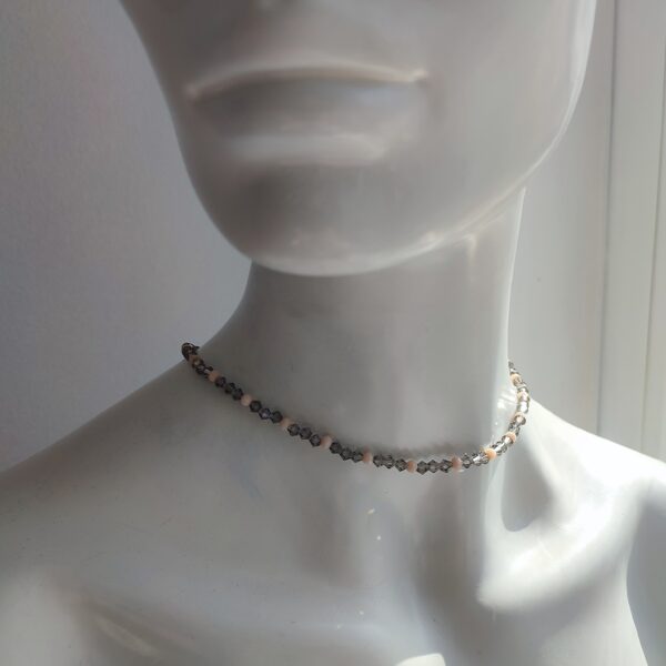 Smalku kristāliņu čokers #violets #bēšs