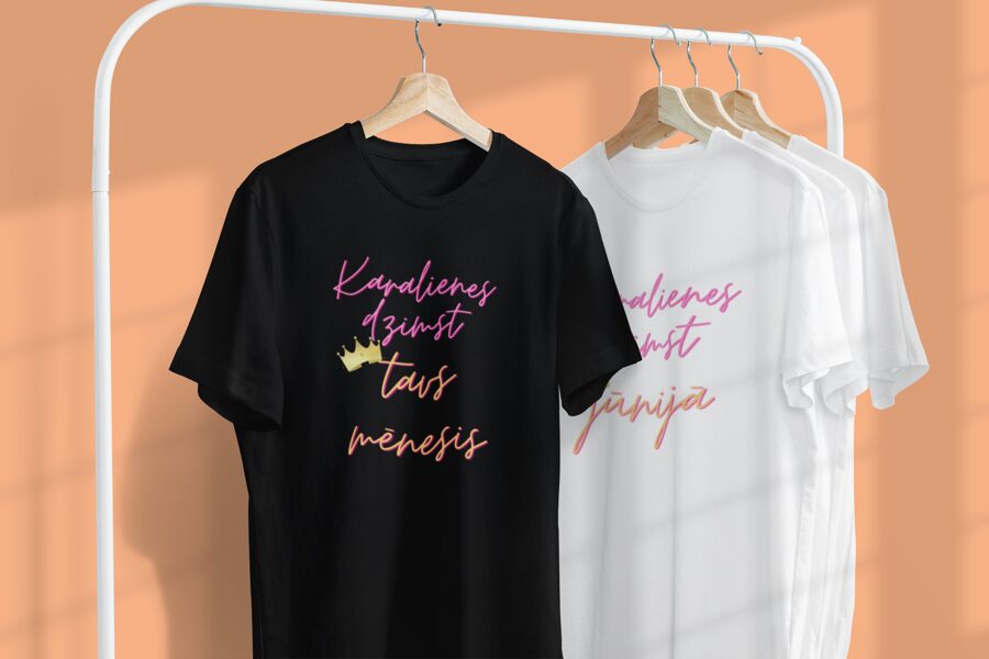 T-krekls Karalienes dzimst (mēnesi izvēlies Tu)